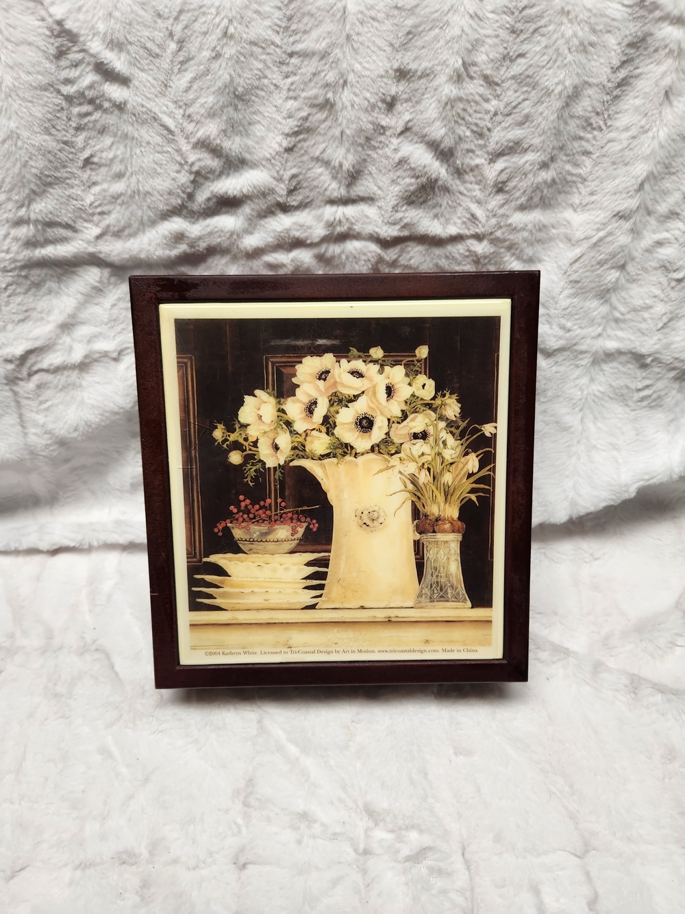 Framed Floral Jewelry Organizer in Cream and Brown